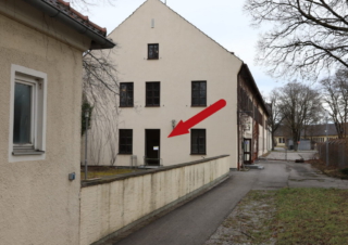 Zugang zum Börsenraum (im Keller!)